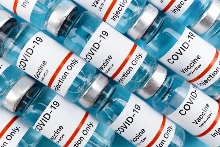 Nuovi vaccini Covid autunno 2023 disponibili in Italia da inizio Ottobre